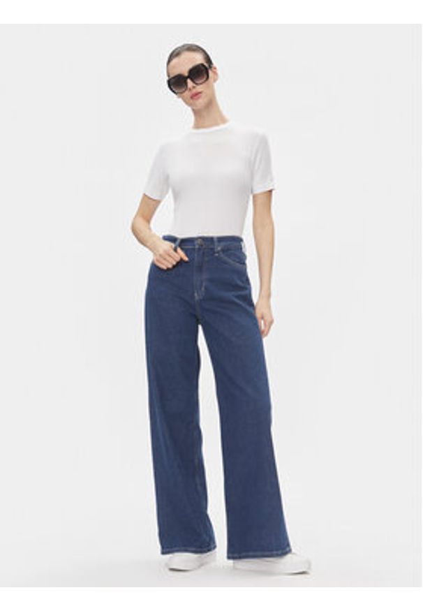 Calvin Klein T-Shirt Modal Rib Ss Tee K20K206404 Biały Slim Fit. Kolor: biały