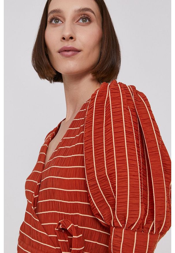 Scotch & Soda - Sukienka. Kolor: brązowy. Materiał: tkanina, jedwab, materiał, lyocell