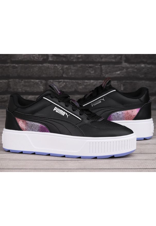Puma - Buty sportowe do chodzenia PUMA KARMEN REBELLE NIGHT OUT. Kolor: czarny, biały, wielokolorowy. Sport: turystyka piesza