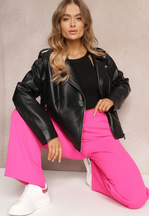 Renee - Czarna Kurtka Ramoneska z Napami na Ramionach i Asymetrycznym Suwakiem Brexlynn. Okazja: na co dzień. Kolekcja: plus size. Kolor: czarny. Materiał: skóra. Styl: klasyczny, casual