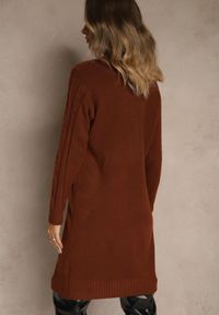 Renee - Brązowa Prążkowana Sukienka z Golfem z Dzianiny z Wełną Esandra. Okazja: na co dzień. Typ kołnierza: golf. Kolor: brązowy. Materiał: dzianina, wełna, prążkowany. Typ sukienki: proste. Styl: casual #3