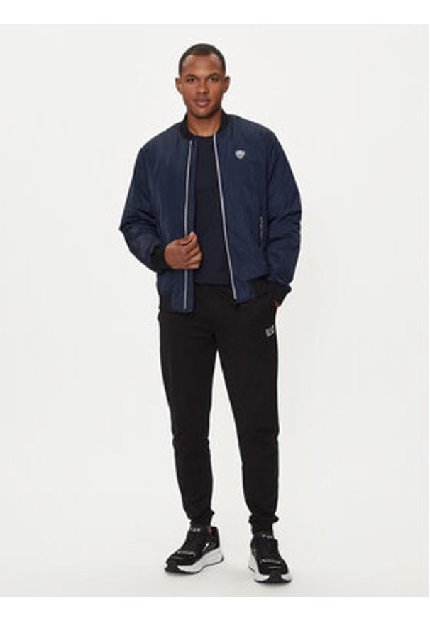 EA7 Emporio Armani Kurtka bomber 8NPB12 PN7LZ 1562 Granatowy Regular Fit. Kolor: niebieski. Materiał: syntetyk