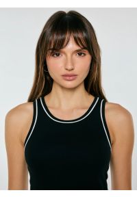 Big-Star - Top damski z kontrastowym wykoŅczeniem czarny Lessa 906. Kolor: czarny. Materiał: dzianina. Wzór: gładki. Styl: sportowy, klasyczny, elegancki #2