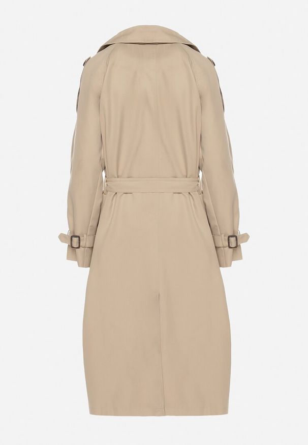 Born2be - Beżowy Dwurzędowy Płaszcz Trencz o Oversizowym Kroju z Paskiem Inathara. Okazja: na spacer, na co dzień, do pracy. Kolor: beżowy. Materiał: jeans. Wzór: aplikacja. Styl: casual, klasyczny