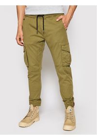 Alpha Industries Joggery 116202 Zielony Tapered Fit. Kolor: zielony. Materiał: bawełna