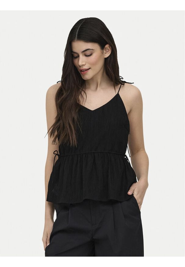 only - ONLY Top Nele 15370325 Czarny Regular Fit. Kolor: czarny. Materiał: wiskoza