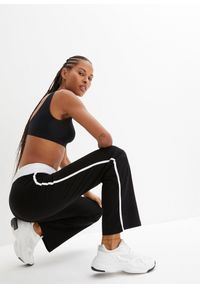 bonprix - Spodnie sportowe z bawełny ze stretchem. Kolor: czarny. Materiał: bawełna. Styl: sportowy #2