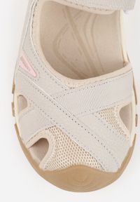 Born2be - Beżowe Sandały Sportowe ze Skórzaną Wkładką Ozdobione Wycięciami Natirela. Okazja: na co dzień. Zapięcie: rzepy. Kolor: beżowy. Materiał: skóra. Wzór: aplikacja. Sezon: lato. Styl: sportowy #8