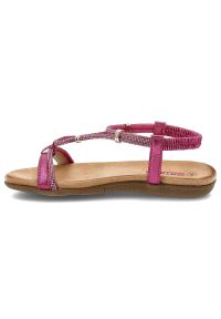 Różowe Sandały Artiker Modne Obuwie Damskie. Okazja: na co dzień. Zapięcie: pasek. Kolor: różowy. Wzór: paski, aplikacja. Sezon: lato. Styl: casual, elegancki #4