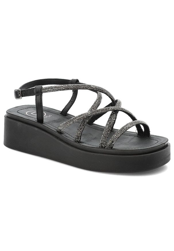 Czarne Sandały Filippo Modne Obuwie Damskie. Okazja: na spacer. Zapięcie: pasek. Kolor: czarny. Wzór: ze splotem, paski. Sezon: lato. Obcas: na platformie. Styl: elegancki