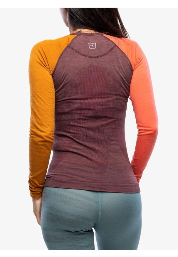 ORTOVOX - Bluza termiczna damska Ortovox 120 Comp Light Long Sleeve. Kolor: czerwony. Długość rękawa: długi rękaw