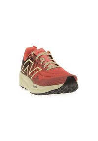 Buty do biegania damskie New Balance Mp Summit. Zapięcie: sznurówki. Kolor: wielokolorowy, pomarańczowy. Materiał: guma, materiał, tkanina, syntetyk. Szerokość cholewki: normalna
