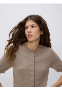 Reserved - Kardigan z wełny merino - brązowy. Kolor: brązowy. Materiał: wełna #1