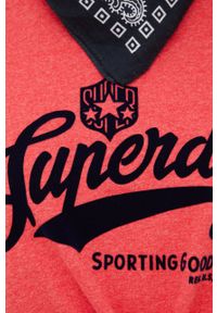 Superdry t-shirt damski kolor czerwony. Okazja: na co dzień. Kolor: czerwony. Długość rękawa: krótki rękaw. Długość: krótkie. Wzór: nadruk. Styl: casual #3