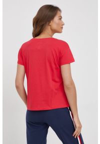 Armani Exchange t-shirt bawełniany kolor czerwony. Kolor: czerwony. Materiał: bawełna. Długość rękawa: krótki rękaw. Długość: krótkie. Wzór: nadruk #4