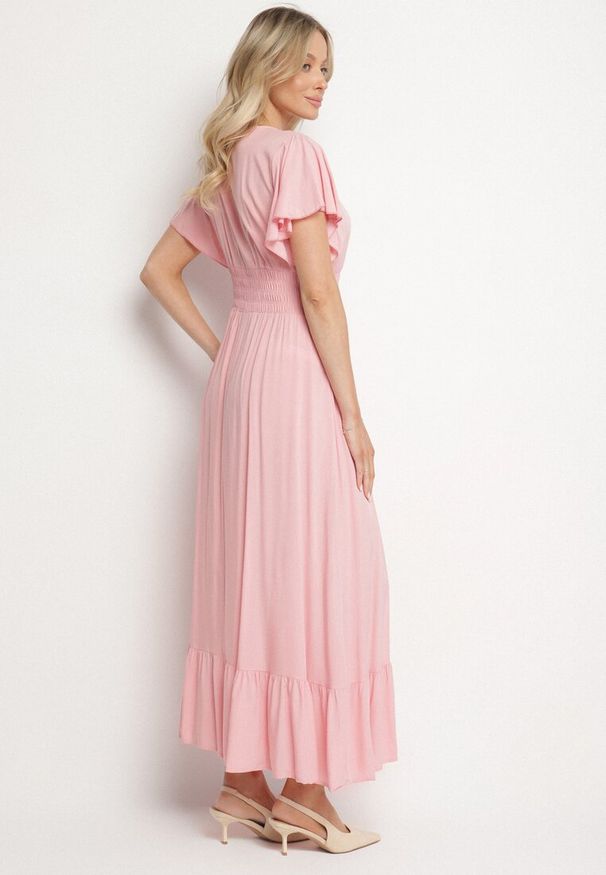 Born2be - Różowa Wiskozowa Kopertowa Sukienka o Rozkloszowanym Kroju Nellrive. Okazja: na co dzień. Typ kołnierza: dekolt w serek. Kolor: różowy. Materiał: wiskoza. Długość rękawa: krótki rękaw. Typ sukienki: kopertowe. Styl: casual, elegancki