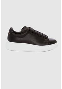 Alexander McQueen - ALEXANDER MCQUEEN Czarne sneakersy męskie z białą podeszwą, Rozmiar 41. Kolor: czarny. Materiał: skóra