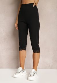 Renee - Czarne Spodnie z Bawełny o Długości 3/4 Legginsy Abiknia. Okazja: na co dzień. Kolekcja: plus size. Kolor: czarny. Materiał: bawełna. Wzór: aplikacja. Styl: elegancki, casual #5