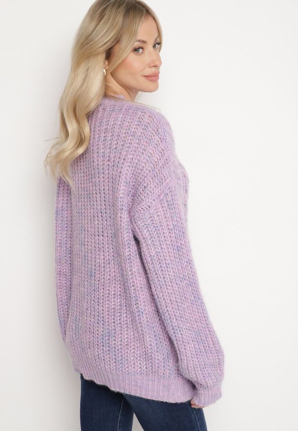 Born2be - Fioletowy Sweter z Wełną z Ozdobnym Splotem Abrenevia. Kolor: fioletowy. Materiał: wełna. Wzór: ze splotem. Sezon: zima