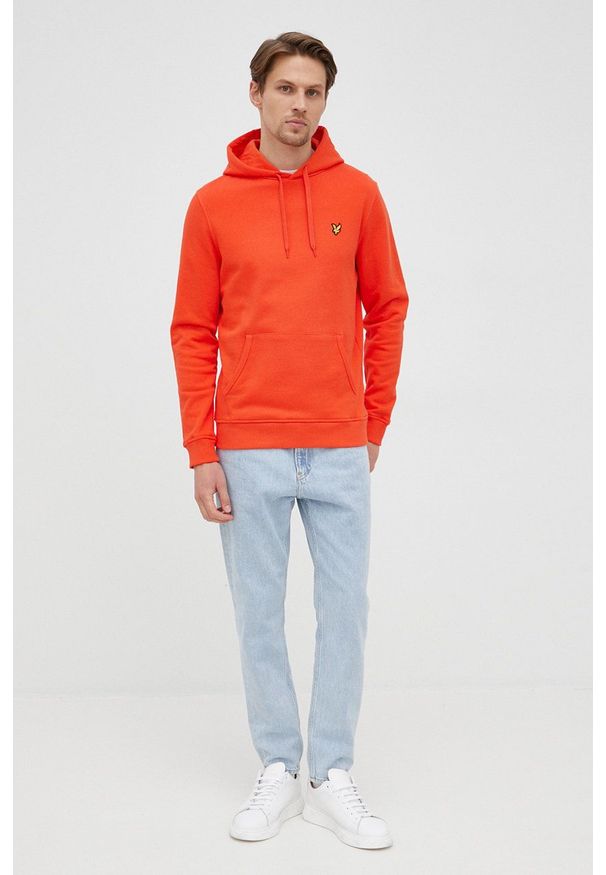 Lyle & Scott bluza bawełniana męska kolor czerwony z kapturem gładka. Typ kołnierza: kaptur. Kolor: czerwony. Materiał: bawełna. Wzór: gładki