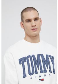 Tommy Jeans Bluza DM0DM12545.PPYY męska kolor biały z aplikacją. Kolor: biały. Materiał: bawełna. Wzór: aplikacja #2