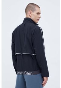 Calvin Klein Performance kurtka sportowa kolor czarny przejściowa. Kolor: czarny. Materiał: materiał. Długość rękawa: raglanowy rękaw. Długość: długie. Styl: sportowy #4