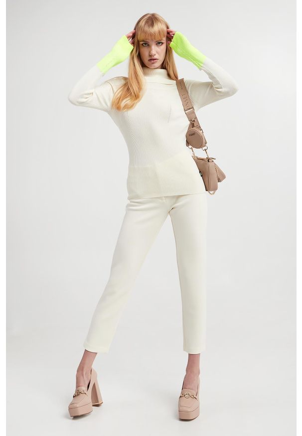 Twinset Milano - Sweter damski z golfem TWINSET ACTITUDE. Typ kołnierza: golf