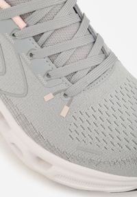 Born2be - Szare Buty Sportowe na Grubej Geometrycznej Podeszwie Alexusa. Okazja: na co dzień. Kolor: szary. Materiał: jeans, dresówka. Wzór: geometria #2