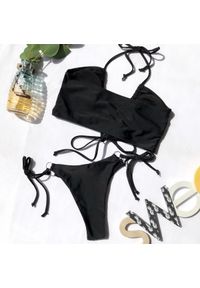 Intica - Bikini z usztywnianym topem i praktycznym dołem na plażę Pompilia. Kolor: fioletowy. Materiał: materiał #10