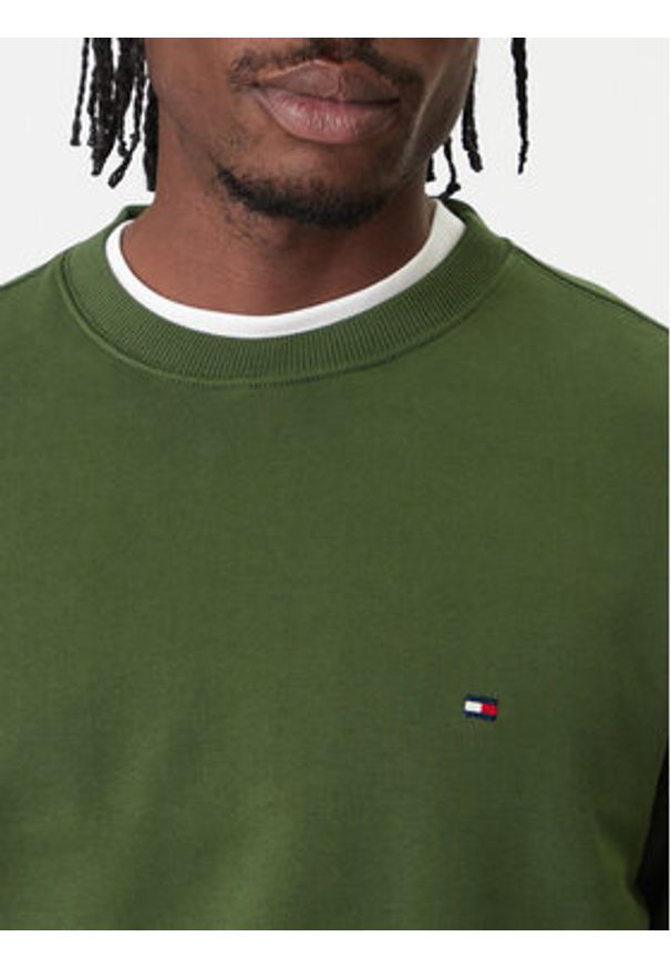 TOMMY HILFIGER - Tommy Hilfiger Bluza Essential MW0MW37237 Zielony Regular Fit. Kolor: zielony. Materiał: bawełna