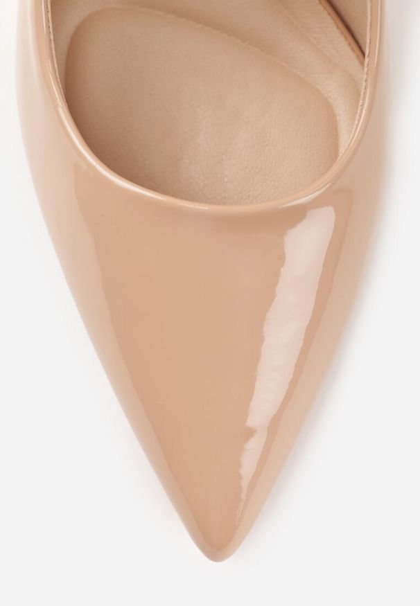 Renee - Ciemnobeżowe Lakierowane Szpilki VICES o Klasycznym Fasonie Corsinia. Kolor: beżowy. Materiał: lakier. Obcas: na szpilce. Styl: klasyczny. Wysokość obcasa: wysoki