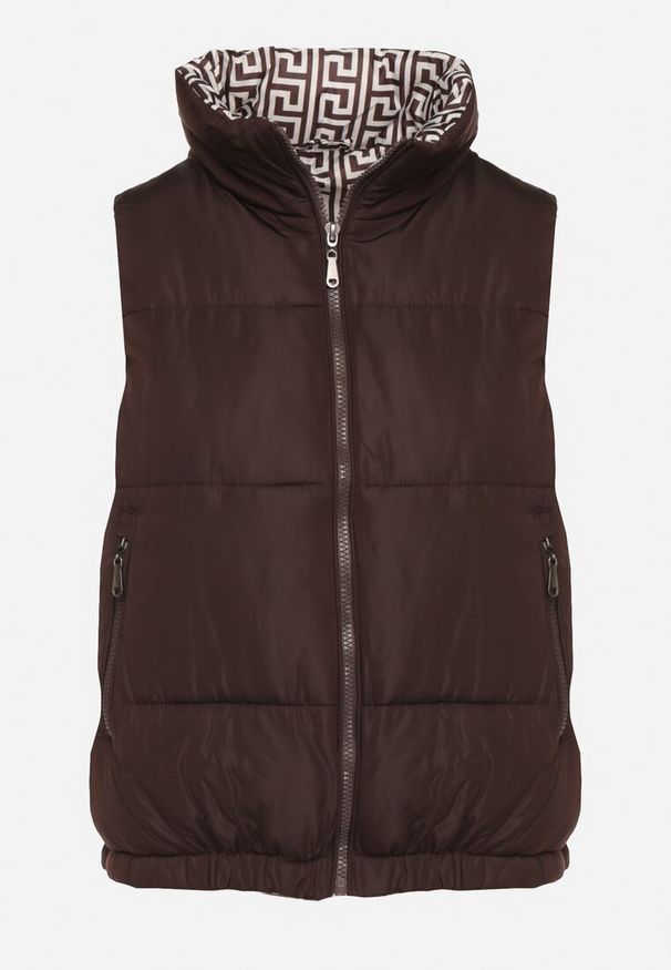 Born2be - Brązowa Pikowana Kamizelka z Ozdobną Podszewką Olianela. Okazja: na spacer, na co dzień. Kolor: brązowy. Materiał: jeans. Wzór: aplikacja. Styl: casual, elegancki