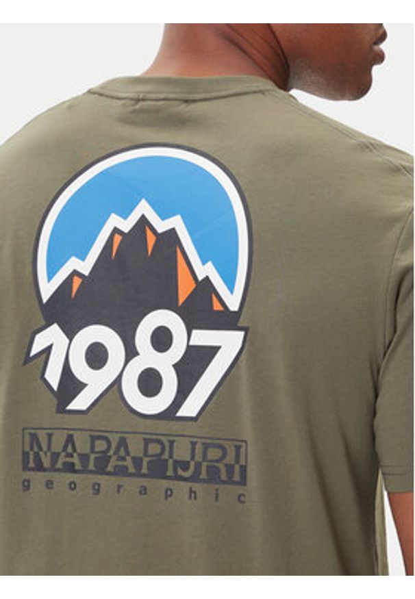 Napapijri T-Shirt S-Montepiana NP0A88SV Zielony Regular Fit. Kolor: zielony. Materiał: bawełna