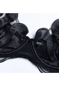 Intica - Haftowany komplet bielizny z regulowanymi ramiączkami Le. Kolor: czarny. Materiał: materiał. Wzór: haft #10