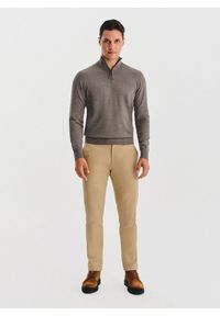 Pako Lorente - PAKO LORENTE – Brązowy sweter z rozpinaną stójką. Okazja: na co dzień. Typ kołnierza: kołnierzyk stójkowy. Kolor: brązowy, czarny. Materiał: poliester, wiskoza. Sezon: jesień. Styl: casual #6