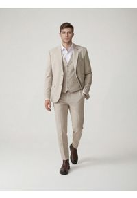 Reserved - Marynarka regular z dodatkiem wiskozy - beżowy. Kolor: beżowy. Materiał: wiskoza