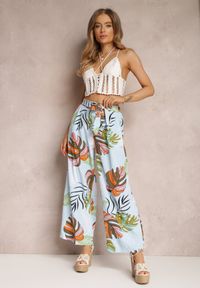 Renee - Jasnoniebieskie Spodnie Szerokie Sofadia. Okazja: na co dzień. Stan: podwyższony. Kolor: niebieski. Materiał: materiał. Wzór: aplikacja, paski, nadruk. Styl: casual #5