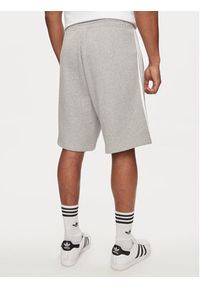 Adidas - adidas Szorty sportowe adicolor 3-Stripes IU2340 Szary Regular Fit. Kolor: szary. Materiał: bawełna. Styl: sportowy #5
