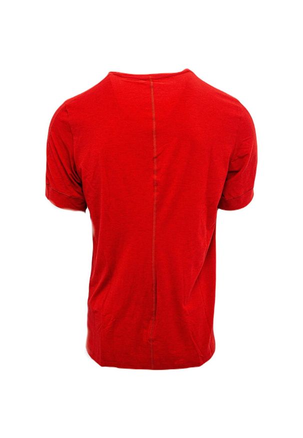 Podkoszulek Nike Yoga Dri-Fit, Mężczyźni. Kolor: czerwony. Materiał: poliester, materiał. Technologia: Dri-Fit (Nike). Sport: fitness