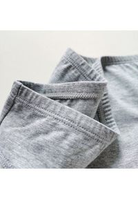 Intica - Stringi damskie minimalistyczne na co dzień Libora. Kolor: zielony. Materiał: materiał #6