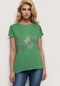 Born2be - Zielony Klasyczny Bawełniany T-shirt z Nadrukiem Wiloa. Kolor: zielony. Materiał: bawełna. Wzór: nadruk. Styl: klasyczny #1