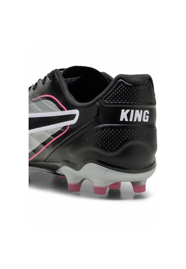 Puma - Buty piłkarskie KING Pro FG/AG PUMA Silver Black Sun Struck White Metallic Pink. Kolor: biały, wielokolorowy, różowy, czarny. Szerokość cholewki: normalna. Sport: piłka nożna