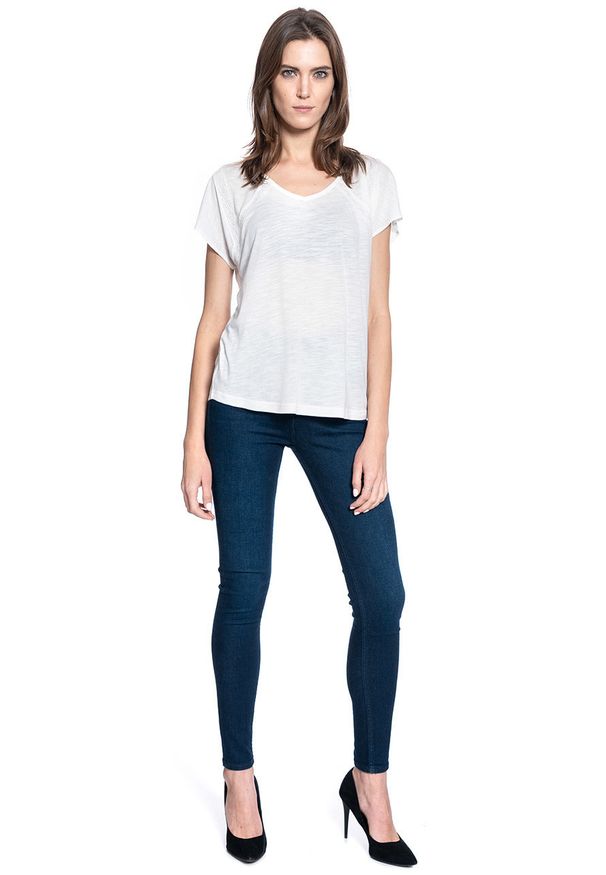 Mustang - DAMSKI T-SHIRT MUSTANG ALINA V LACE 1009066 2020