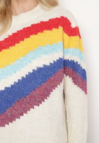 Born2be - Jasnobeżowy Sweter z Poprzecznymi Paskami Rentina. Kolor: beżowy. Materiał: jeans. Styl: klasyczny #6