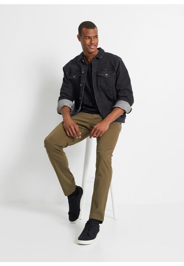 bonprix - Spodnie ze stretchem Regular Fit Straight. Kolor: zielony. Materiał: skóra