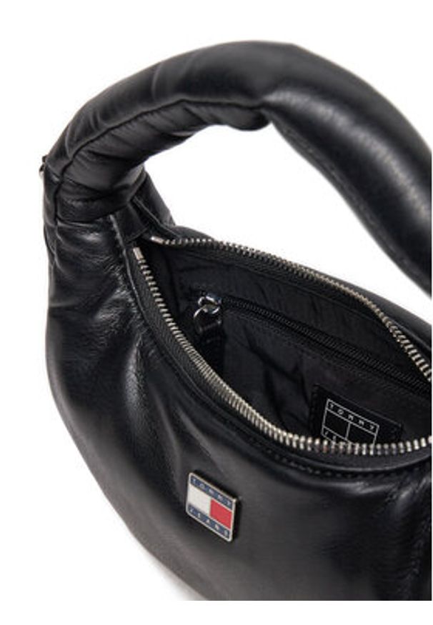 Tommy Jeans Torebka Tjw Pillow Mini Hobo AW0AW16976 Czarny. Kolor: czarny. Materiał: skórzane