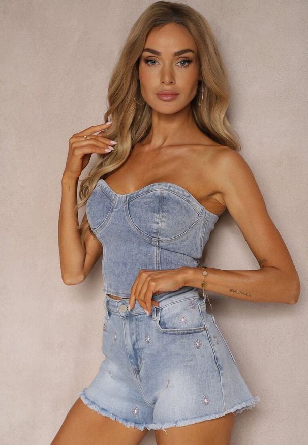 Renee - Niebieskie Jeansowe Szorty High Waist Hindia. Stan: podwyższony. Kolor: niebieski. Materiał: jeans. Styl: elegancki