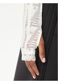 Adidas - adidas Bluzka Lace Bardot KE3458 Biały Slim Fit. Kolor: biały. Materiał: syntetyk #2