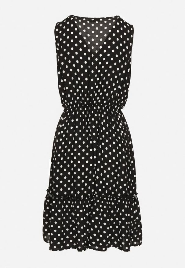 Born2be - Czarna Sukienka z Wiskozą i Bawełną w Kropki Lilivena. Okazja: na co dzień. Kolor: czarny. Materiał: bawełna, wiskoza. Wzór: kropki. Styl: casual, elegancki