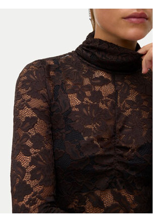 Vero Moda Bluzka Neline 10335562 Brązowy Slim Fit. Kolor: brązowy. Materiał: syntetyk